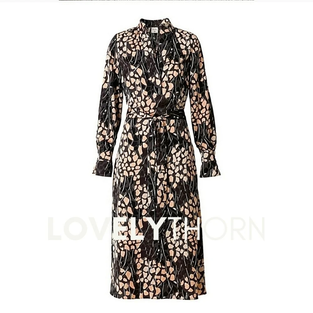 H&M // ltd ed richard allan collaboration satin printed belted dress - Picture 13 of 16